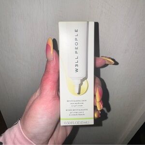 Snow mushroom eye gel cream